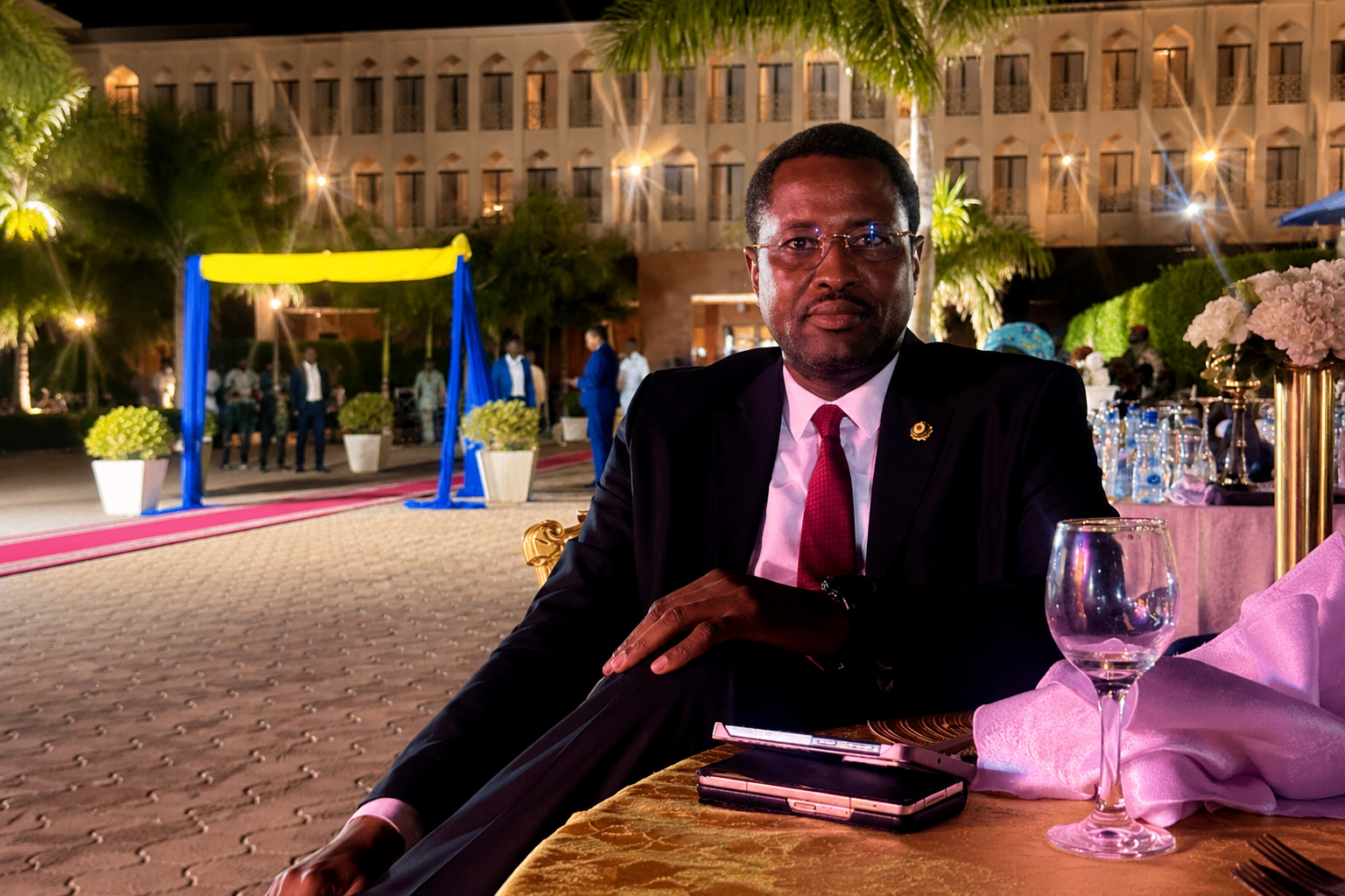 Le Président National du MNCT, l’Honorable Mahamat Ahmat LAZINA, a pris part, ce soir, au dîner officiel